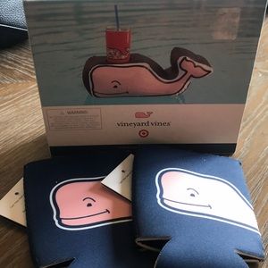 Vineyard vine drink holders